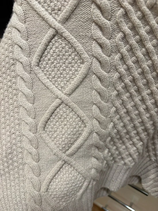 Aritzia Beige Cable-Knit Cropped Crewneck Sweater - Picture 3 of 4